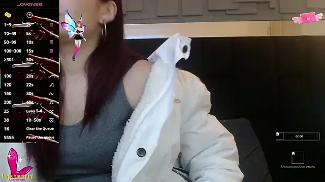 Snapshot of _yuyi chatting on 09/24/25, 12:52  yuyi online show from 09/24/25, 12:52