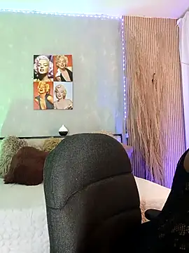 nahiarapalmer19 online show from 03/22/26, 04:21