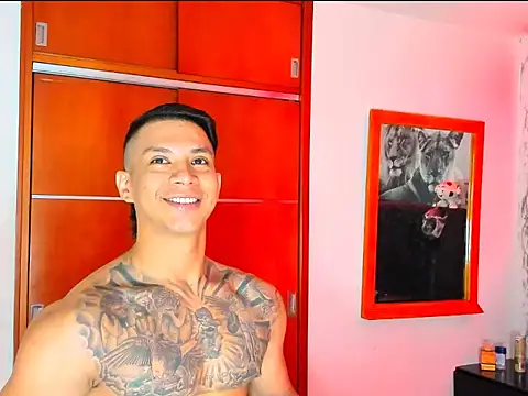 Aaron Toy online show from 01/06/26, 08:45