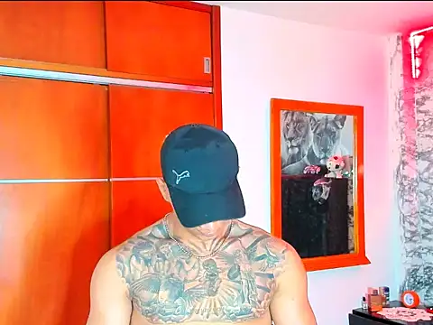 Aaron Toy online show from 01/08/26, 07:38