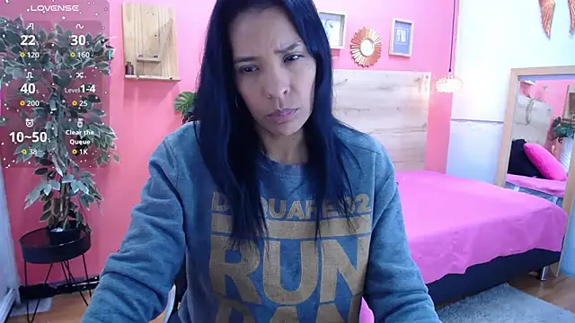 Snapshot of scarlet-foox chatting on 09/10/25, 11:54 scarlet-foox online show from 09/10/25, 11:54