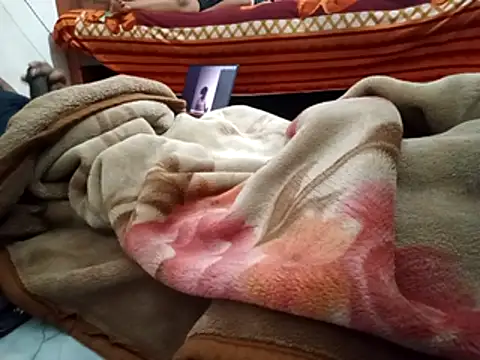 CuteyCouple online show from 03/29/26, 06:19