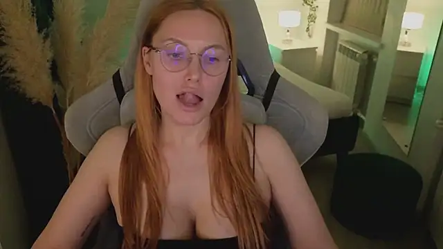 Love Call online show from 02/22/25, 08:40