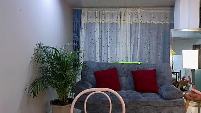 mei sweetcat online show from 02/14/25, 11:09