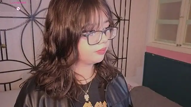 Snapshot of missy_taylor_ chatting on 10/19/25, 12:50 missy taylor online show from 10/19/25, 12:50