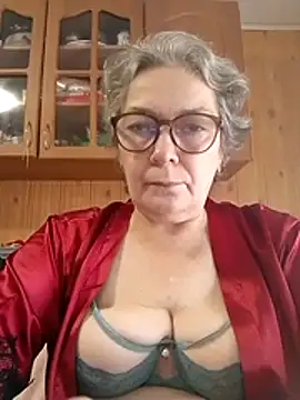 IrinaSweet54 online show from 10/29/25, 08:05