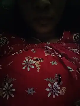Snapshot of Ambika01 chatting on 06/19/26, 06:29 Ambika01 online show from 06/19/26, 06:29