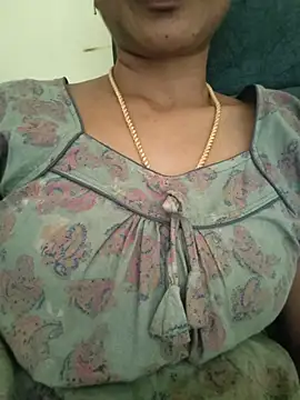 Snapshot of Ambika01 chatting on 08/05/26, 07:22 Ambika01 online show from 08/05/26, 07:22