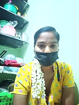 Snapshot of anusiya01 chatting on 03/06/25, 02:51 anusiya01 online show from 03/06/25, 02:51