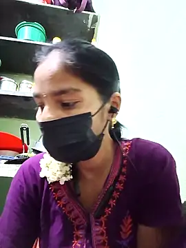 Snapshot of anusiya01 chatting on 03/12/25, 02:01 anusiya01 online show from 03/12/25, 02:01