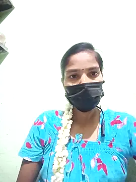 Snapshot of anusiya01 chatting on 03/17/25, 01:39 anusiya01 online show from 03/17/25, 01:39