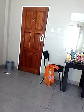 Snapshot of cattallinna98 chatting on 12/02/24, 05:37 cattallinna98 online show from 12/02/24, 05:37