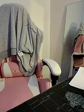 princess katey online show from 12/12/24, 09:15