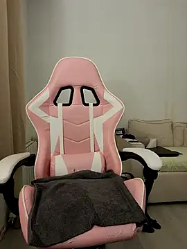 princess katey online show from 10/15/25, 07:19