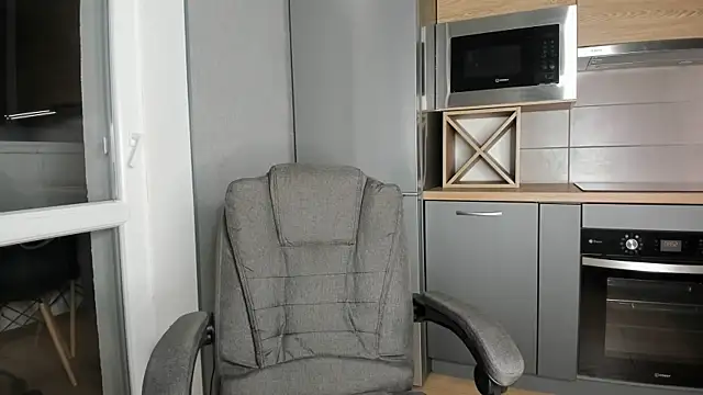 Snapshot of cutegirlonline29 chatting on 03/27/26, 05:23 cutegirlonline29 online show from 03/27/26, 05:23