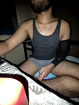 Snapshot of Rohan_200219 chatting on 05/28/26, 04:37 Rohan 200219 online show from 05/28/26, 04:37