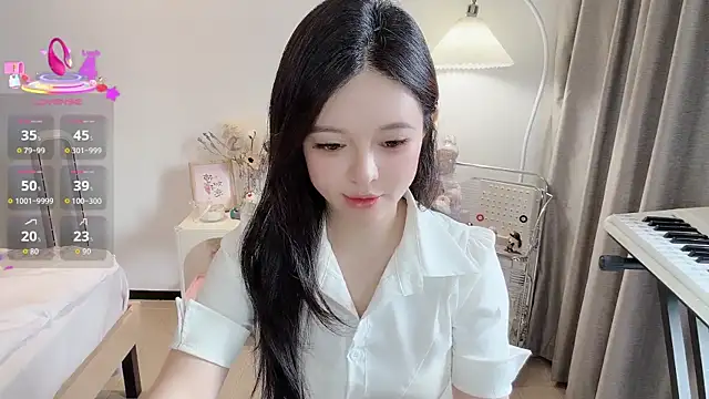 Snapshot of S-wan chatting on 10/30/25, 04:47 S-wan online show from 10/30/25, 04:47