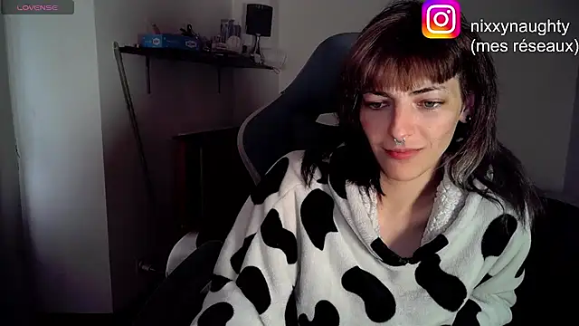 Nixxy naughty online show from 01/04/25, 02:46