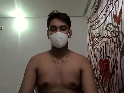 Snapshot of brownguy1234 chatting on 12/02/24, 05:26 brownguy1234 online show from 12/02/24, 05:26