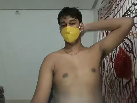 Snapshot of brownguy1234 chatting on 12/04/24, 04:16 brownguy1234 online show from 12/04/24, 04:16