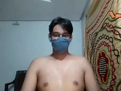 Snapshot of brownguy1234 chatting on 01/13/25, 05:12 brownguy1234 online show from 01/13/25, 05:12