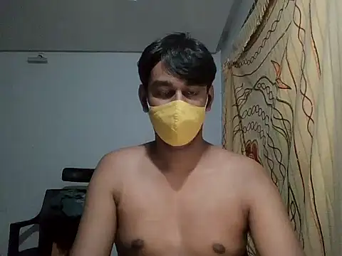 Snapshot of brownguy1234 chatting on 01/15/25, 12:36 brownguy1234 online show from 01/15/25, 12:36