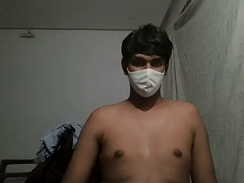 Snapshot of brownguy1234 chatting on 01/27/25, 12:48 brownguy1234 online show from 01/27/25, 12:48