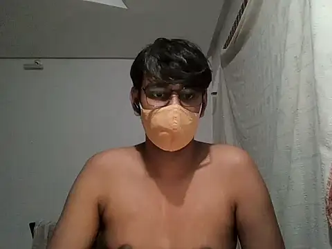 Snapshot of brownguy1234 chatting on 01/31/25, 06:03 brownguy1234 online show from 01/31/25, 06:03