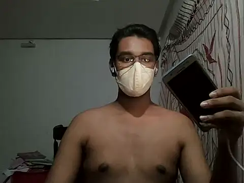 Snapshot of brownguy1234 chatting on 02/09/25, 03:34 brownguy1234 online show from 02/09/25, 03:34