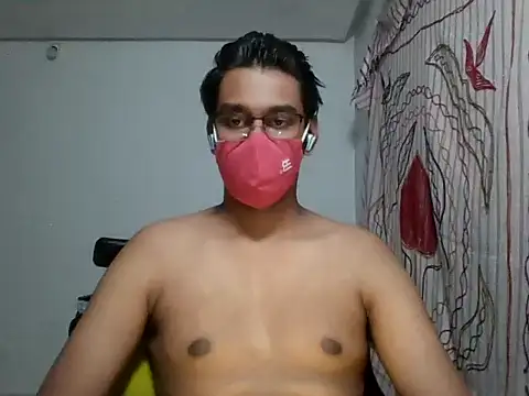 Snapshot of brownguy1234 chatting on 02/16/25, 01:05 brownguy1234 online show from 02/16/25, 01:05