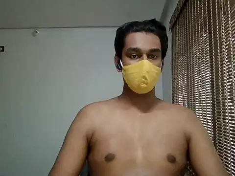 Snapshot of brownguy1234 chatting on 02/23/25, 10:39 brownguy1234 online show from 02/23/25, 10:39