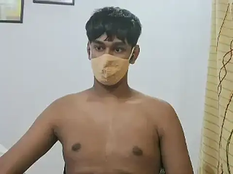 Snapshot of brownguy1234 chatting on 09/19/25, 03:02 brownguy1234 online show from 09/19/25, 03:02