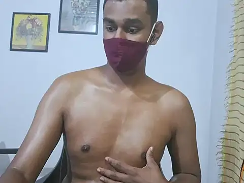 Snapshot of brownguy1234 chatting on 10/20/25, 04:46 brownguy1234 online show from 10/20/25, 04:46