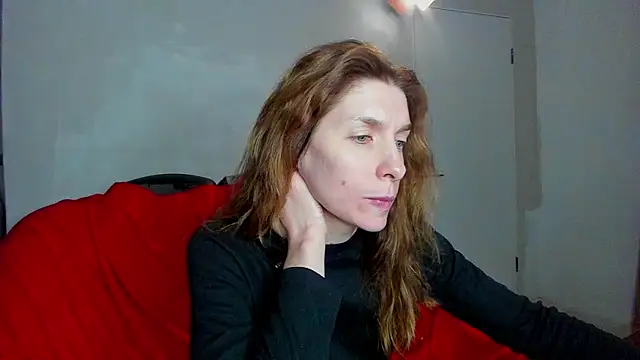 Snapshot of YourSuperModel chatting on 02/10/25, 04:04 YourSuperModel online show from 02/10/25, 04:04