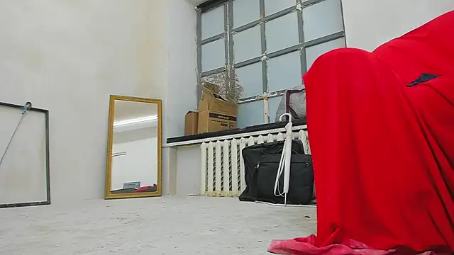 Snapshot of YourSuperModel chatting on 02/12/25, 02:54 YourSuperModel online show from 02/12/25, 02:54