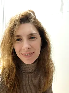 Snapshot of YourSuperModel chatting on 02/20/25, 07:45 YourSuperModel online show from 02/20/25, 07:45