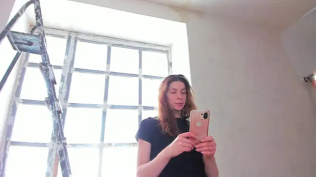 Snapshot of YourSuperModel chatting on 03/16/25, 09:05 YourSuperModel online show from 03/16/25, 09:05