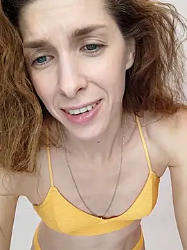 Snapshot of YourSuperModel chatting on 09/14/25, 11:53 YourSuperModel online show from 09/14/25, 11:53