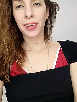 Snapshot of YourSuperModel chatting on 11/08/25, 03:56 YourSuperModel online show from 11/08/25, 03:56