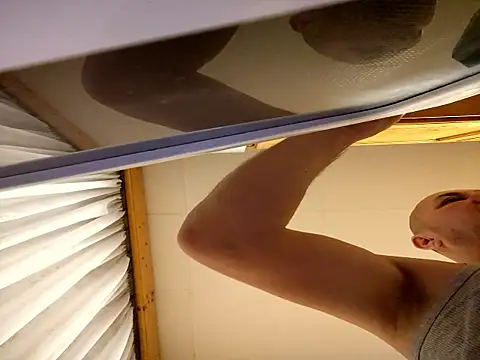 intx800 online show from 12/14/25, 04:51