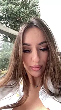 tina akira online show from 11/03/25, 11:11