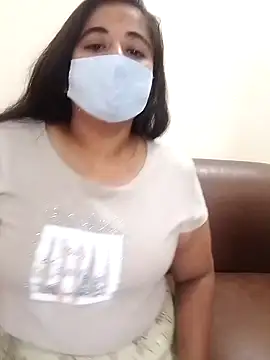 Snapshot of DIZZLING_DIVA chatting on 12/20/24, 03:47 DIZZLING DIVA online show from 12/20/24, 03:47