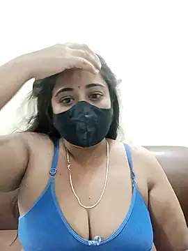 Snapshot of DIZZLING_DIVA chatting on 12/29/24, 01:45 DIZZLING DIVA online show from 12/29/24, 01:45