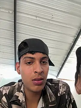 ValenSuarez25 online show from 06/22/26, 07:11
