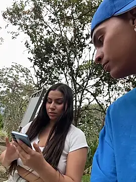 ValenSuarez25 online show from 07/27/26, 10:39