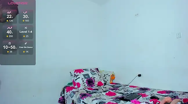 Snapshot of tisaya_8 chatting on 02/20/25, 06:24 tisaya 8 online show from 02/20/25, 06:24