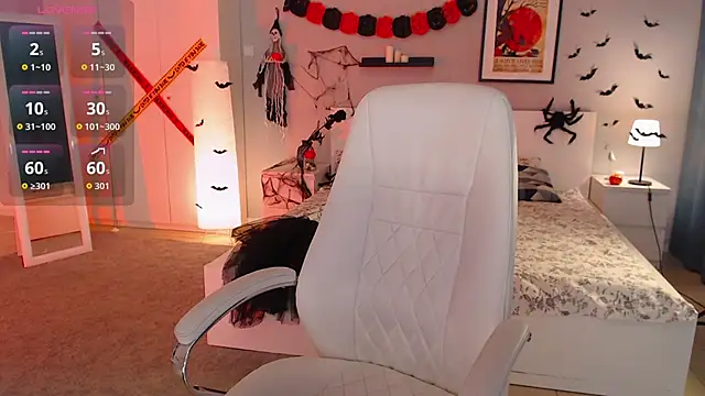 Snapshot of Bellla_Haddid chatting on 10/31/25, 01:17 Bellla Haddid online show from 10/31/25, 01:17