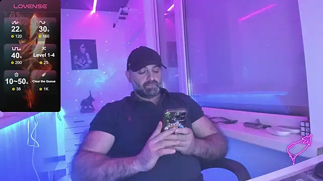 MAGABEAR077 online show from 11/25/25, 10:32