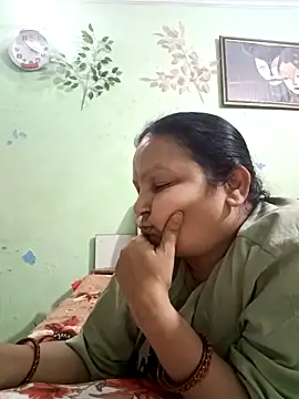 Kavya kapoor online show from 02/27/25, 10:15