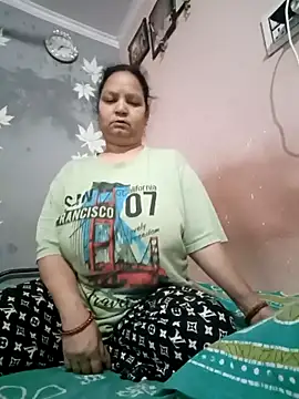 Kavya kapoor online show from 02/28/25, 01:37